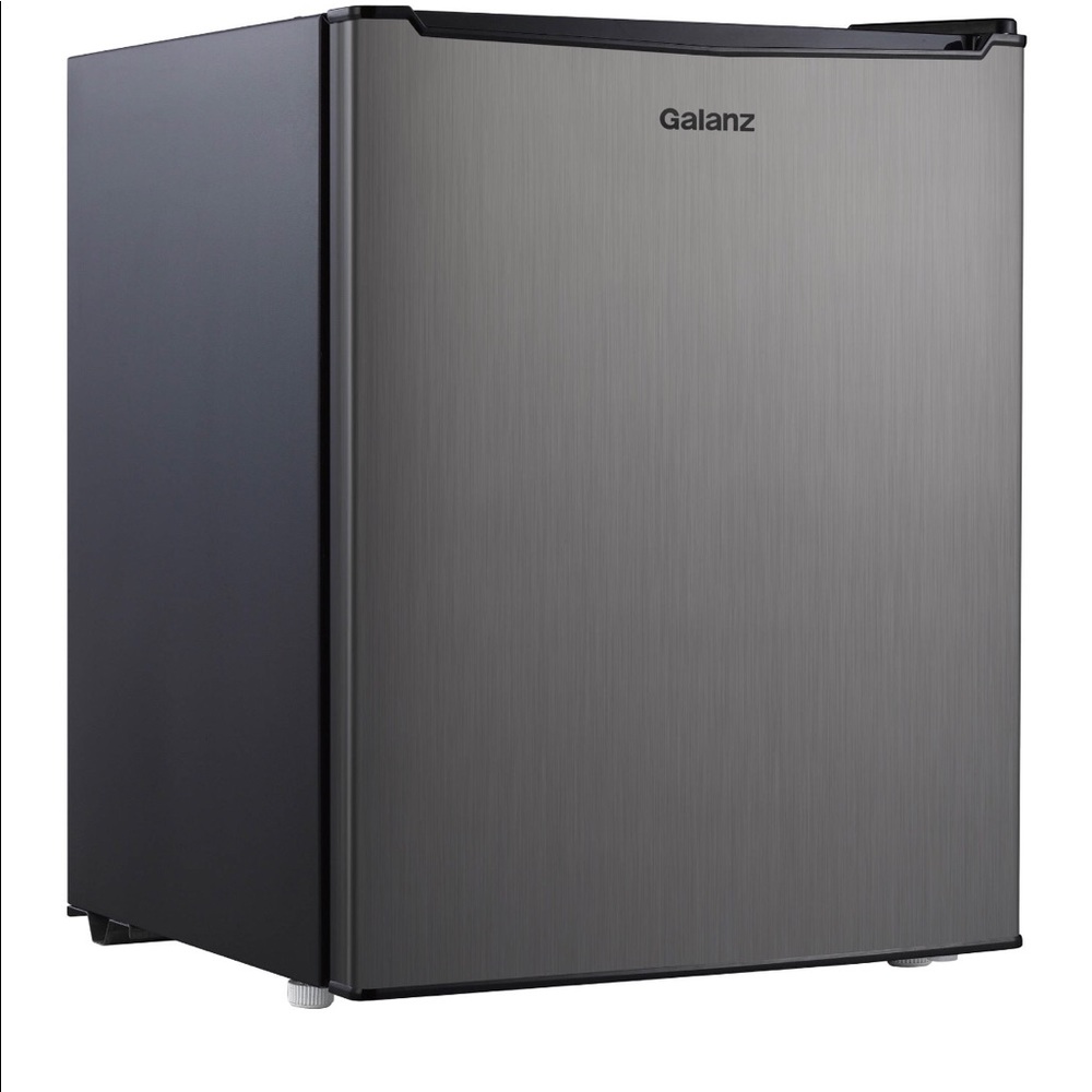 Galanz 2.7 Cu.Ft. Single Door Compact Refrigerator